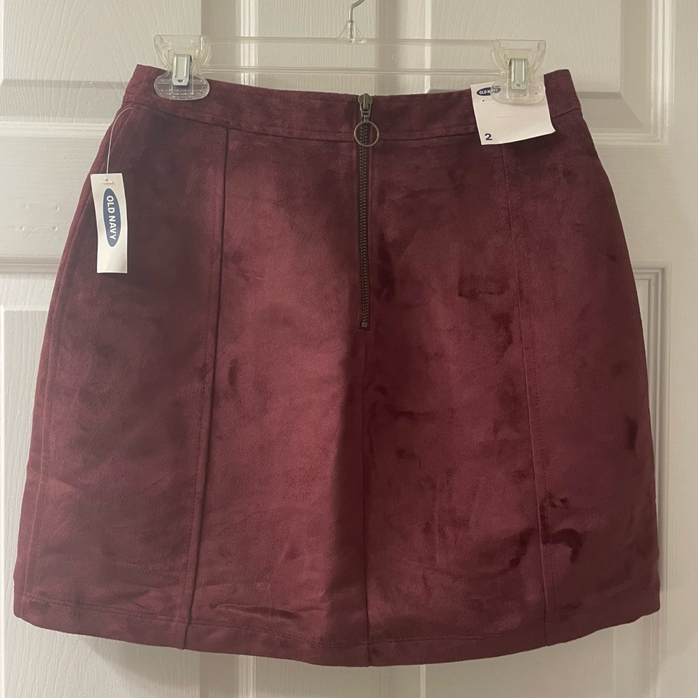 Small NWT Old Navy Burgundy Suede Skirt